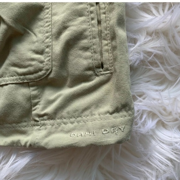 Womens COLUMBIA Titanium Omni Dry Khaki Vest - Picture 2 of 4